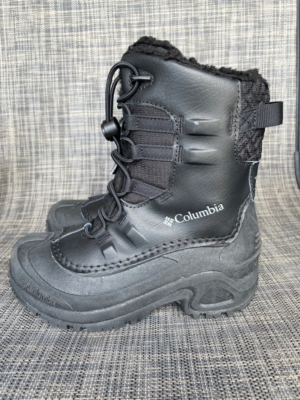 Columbia Kids Bugaboot Celsius waterproof winter boots in black Youth size 1